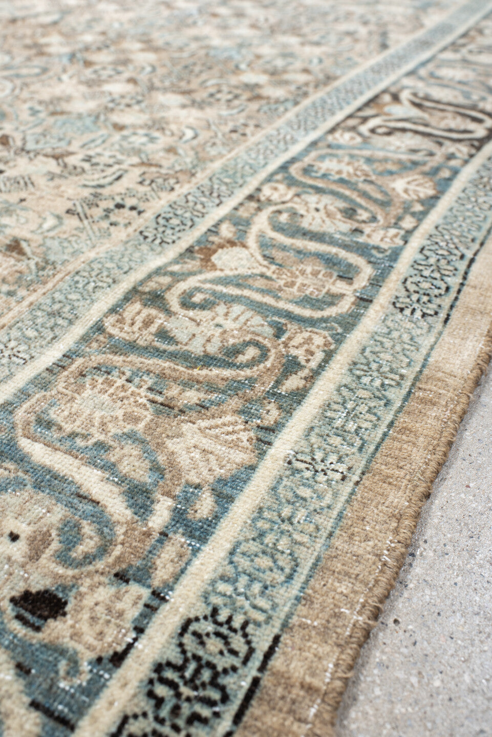 4' x 7' one-of-a-kind handmade vintage Bidjar rug. Color palette: gray, off-white, black, light gray, dim gray, linen