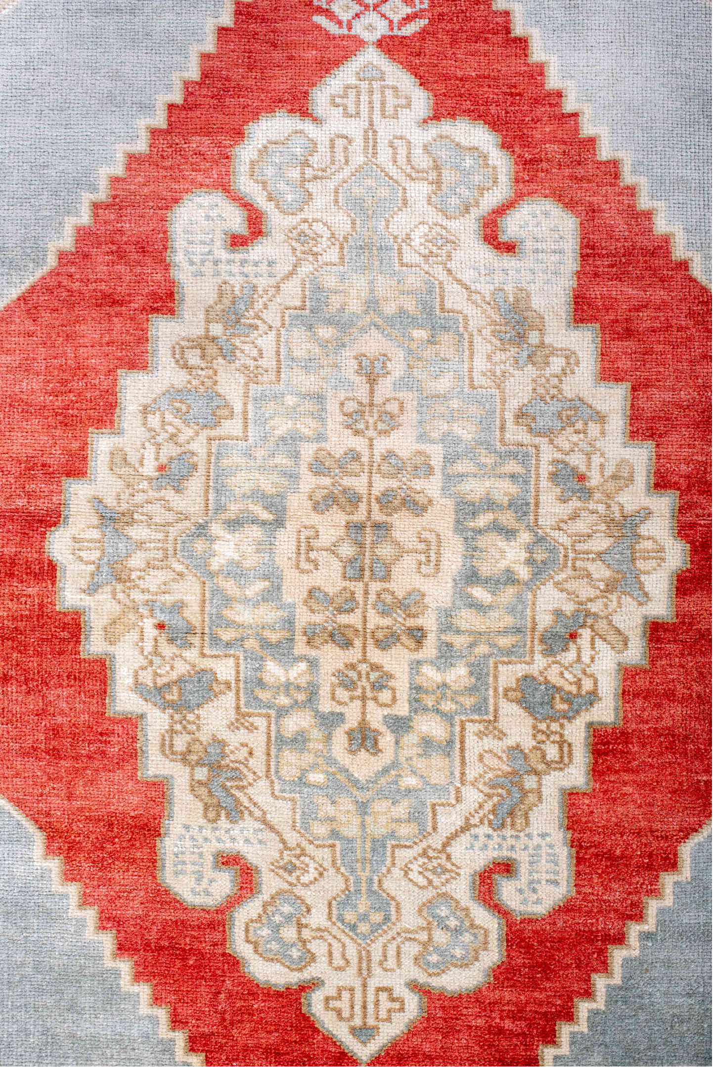 3' x 5' one-of-a-kind handmade vintage Anatolian small size rug. Color palette: antiquewhite, brown, dark gray, fire brick