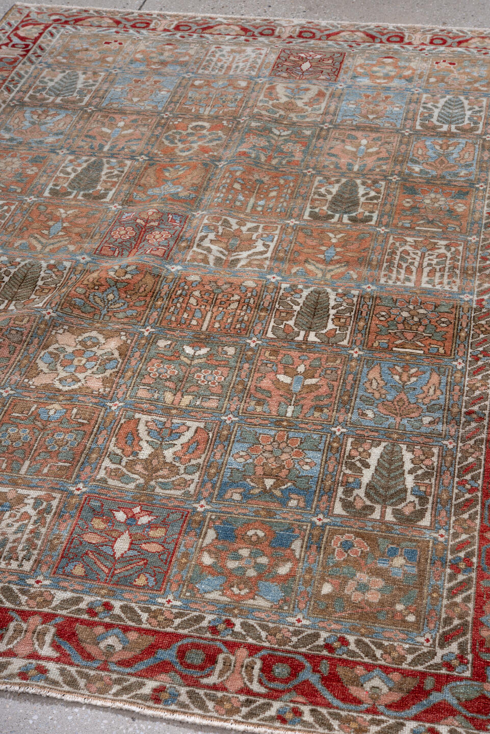 4' x 6' one-of-a-kind handmade vintage Baktiary small size rug. Color palette: blue, brown, dark gray, gainsboro, gray