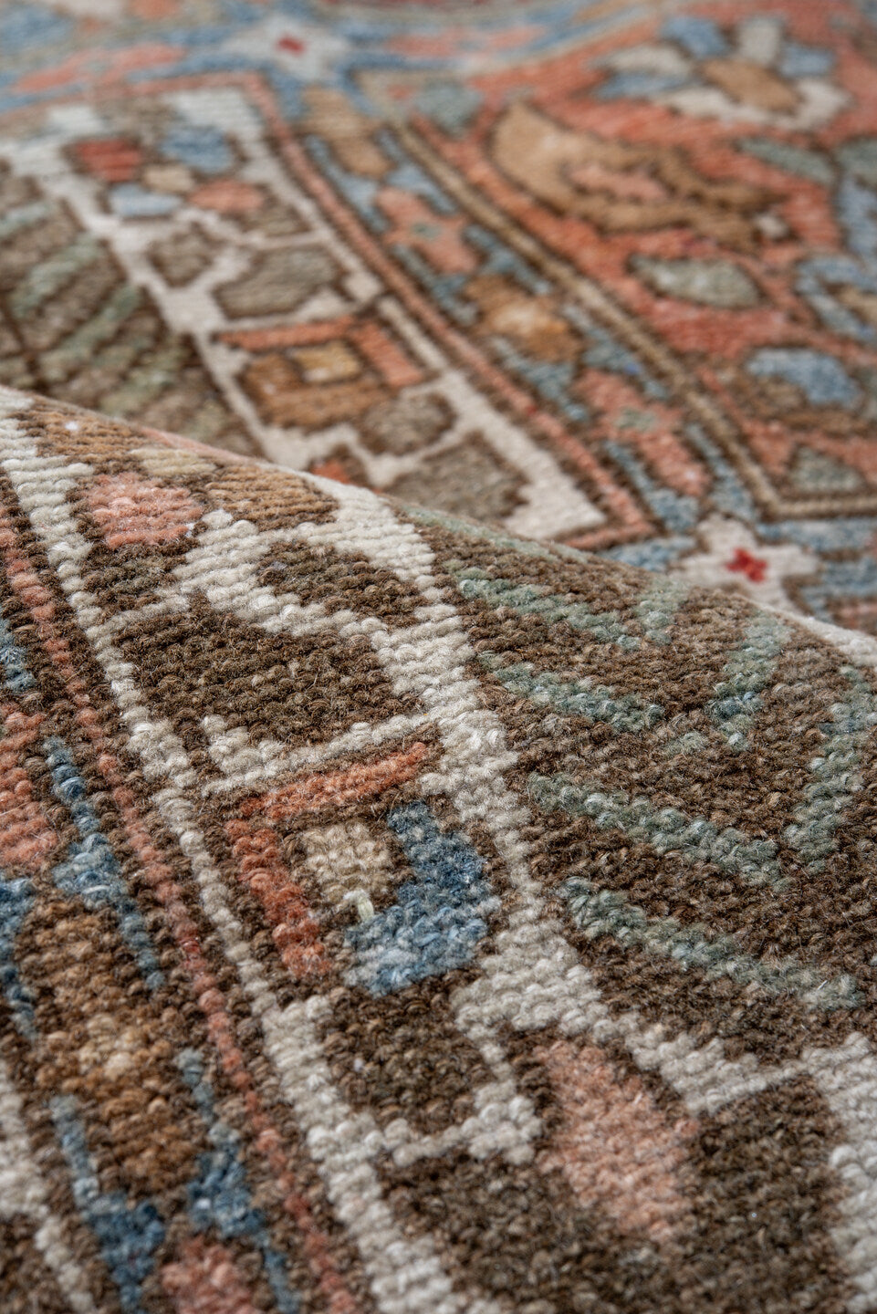 4' x 6' one-of-a-kind handmade vintage Baktiary small size rug. Color palette: blue, brown, dark gray, gainsboro, gray