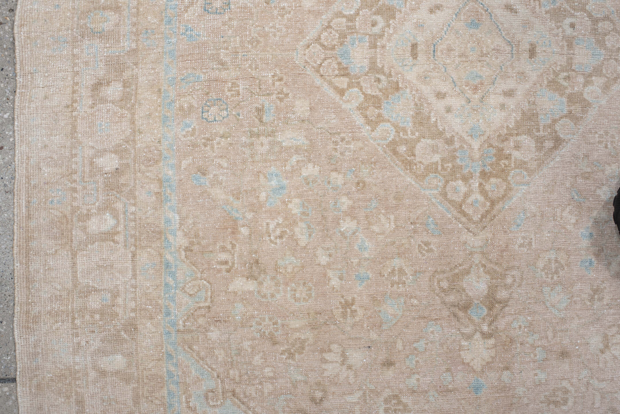 3' x 5' one-of-a-kind handmade antique Sarouk small size rug. Color palette: beige, blush, ivory, pale blue, taupe, camel