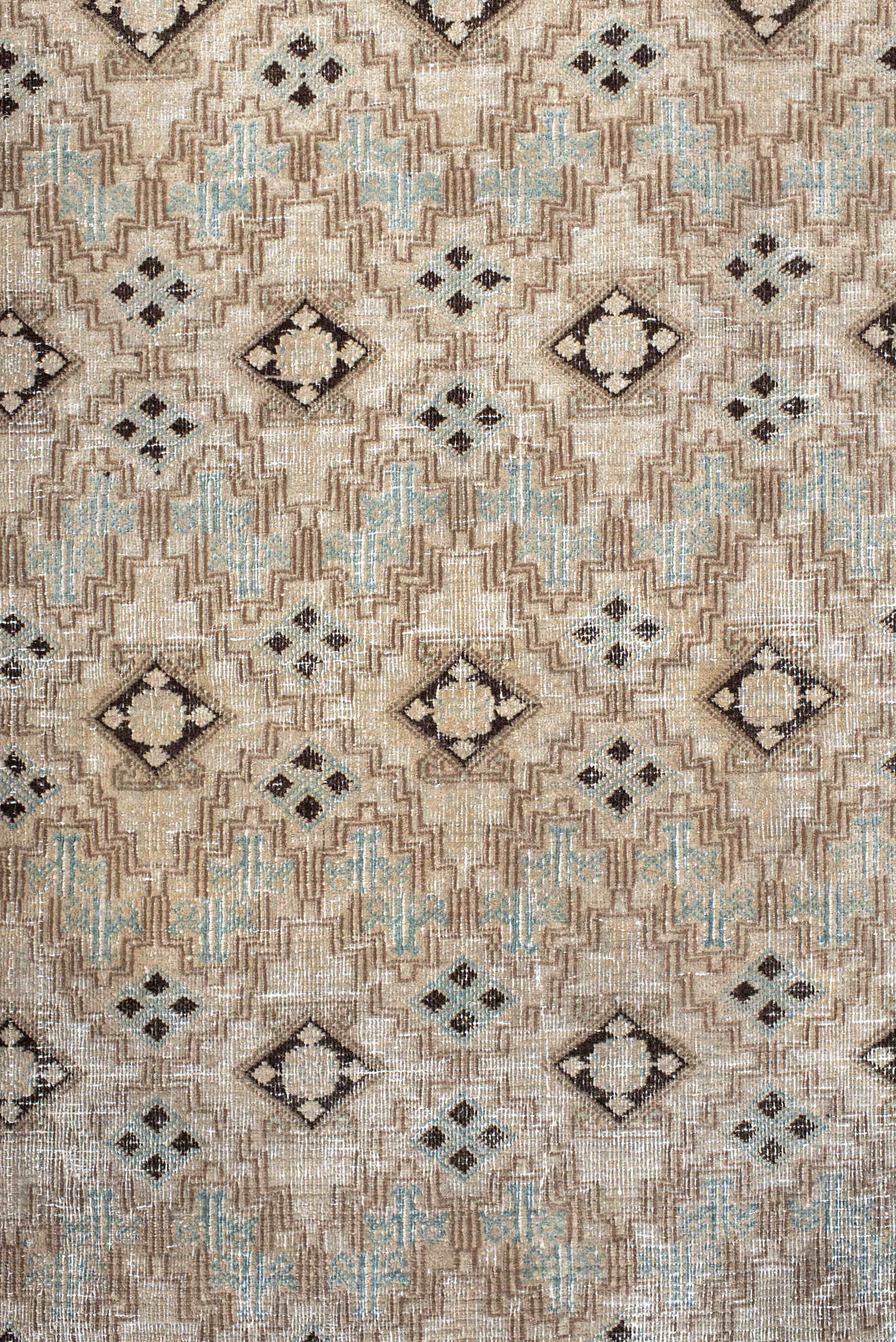 4' x 5' one-of-a-kind handmade vintage Meshed small size rug. Color palette: ivory, taupe, pale_blue, charcoal, beige, brown