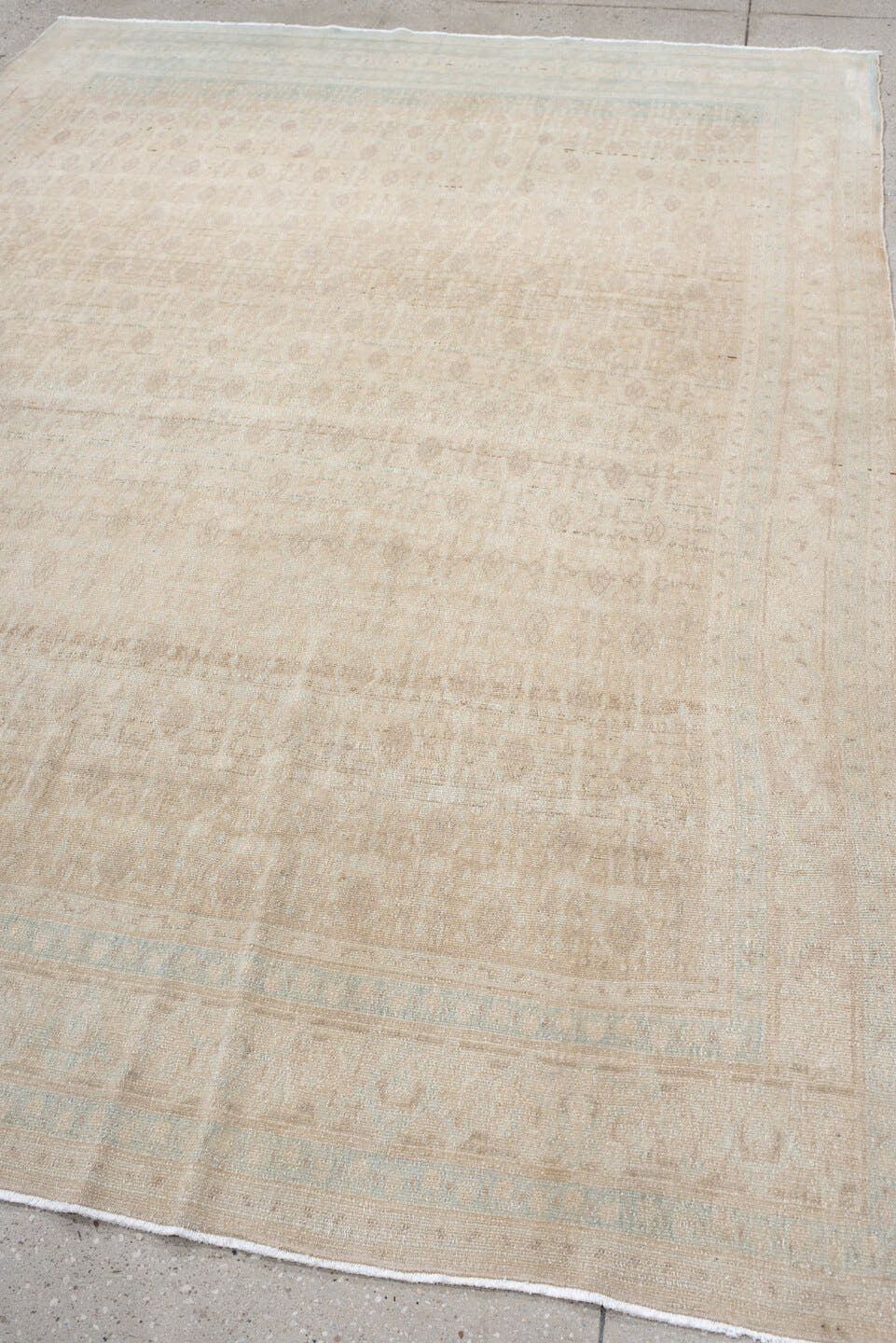 6' x 9' one-of-a-kind handmade vintage Malayer medium size rug. Color palette: ivory, pale blue, cream, beige, taupe