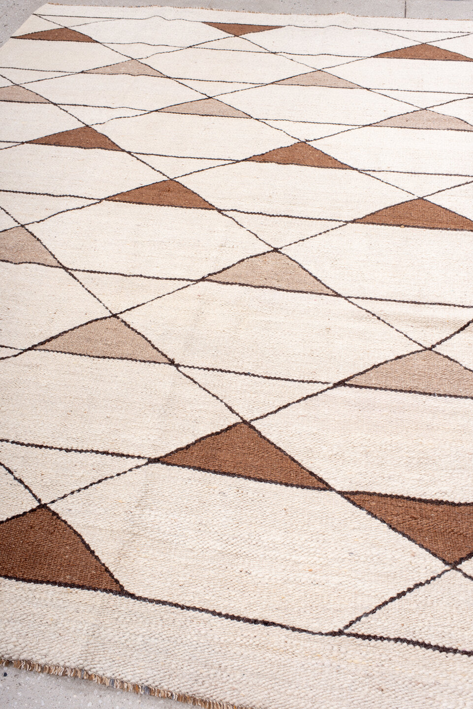 6' x 9' one-of-a-kind handmade vintage Kilim medium size rug. Color palette: brown, floral white, gray, light gray, linen