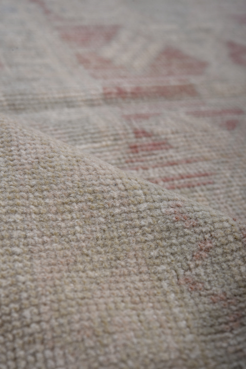 2' x 4' one-of-a-kind handmade antique Oushak small size rug. Color palette: ivory, blush, light blue, taupe, rose, beige