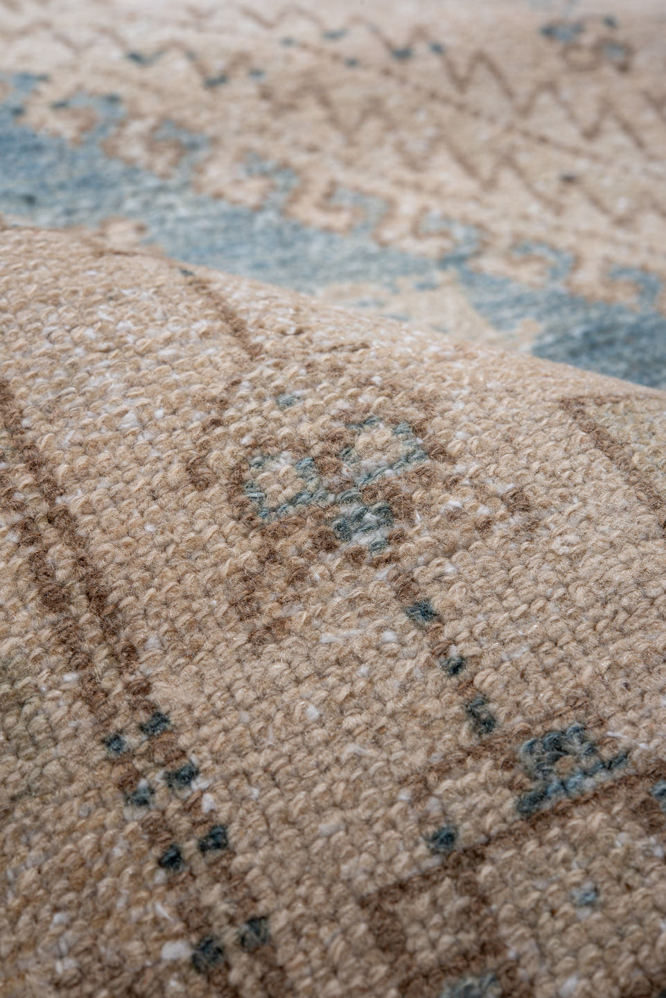 4' x 6' one-of-a-kind handmade vintage Hamadan small size rug. Color palette: ivory, sky blue, beige, taupe, slate, camel