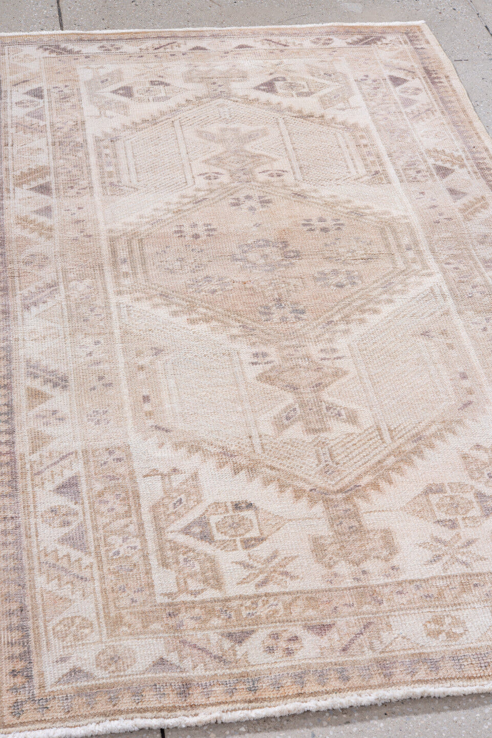 3' x 5' one-of-a-kind handmade antique Sarab small size rug. Color palette: ivory, cream, taupe, sand, camel, light brown