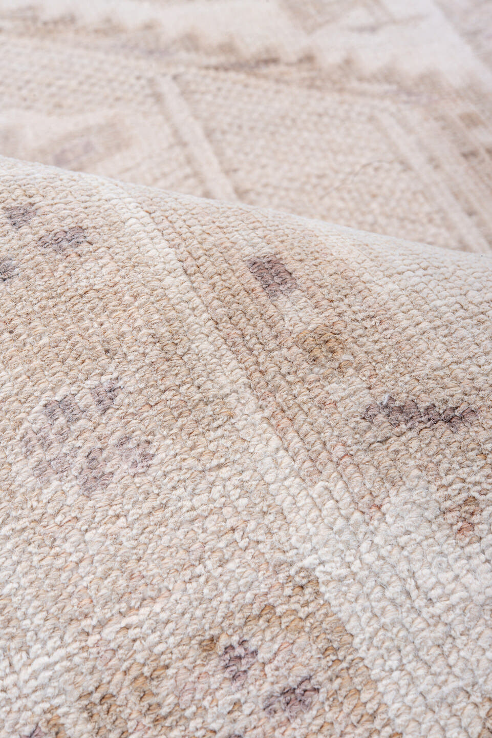 3' x 5' one-of-a-kind handmade antique Sarab small size rug. Color palette: ivory, cream, taupe, sand, camel, light brown