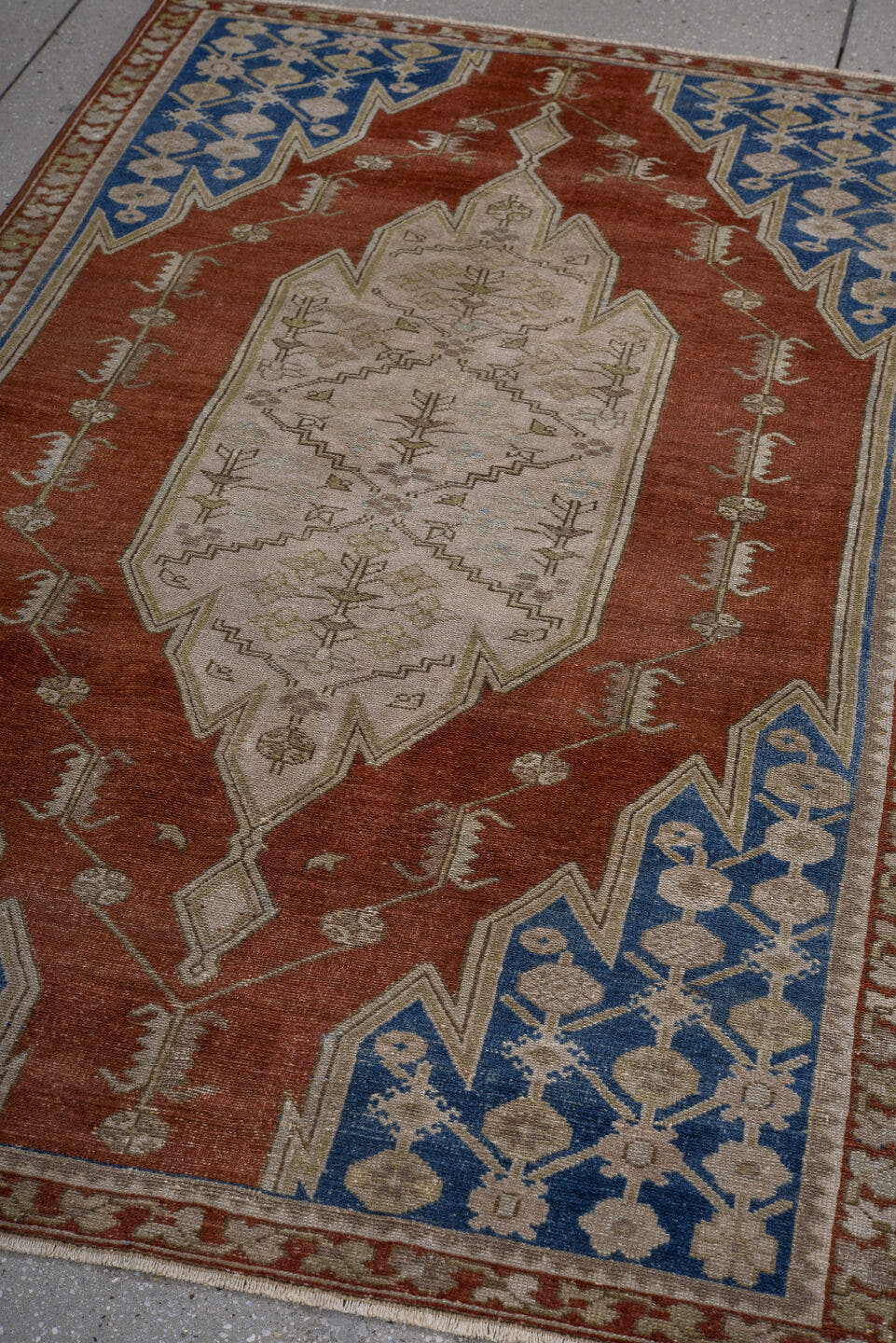 3' x 5' one-of-a-kind handmade antique Malayer small size rug. Color palette: rust, ivory, cobalt, taupe, brown, terracotta