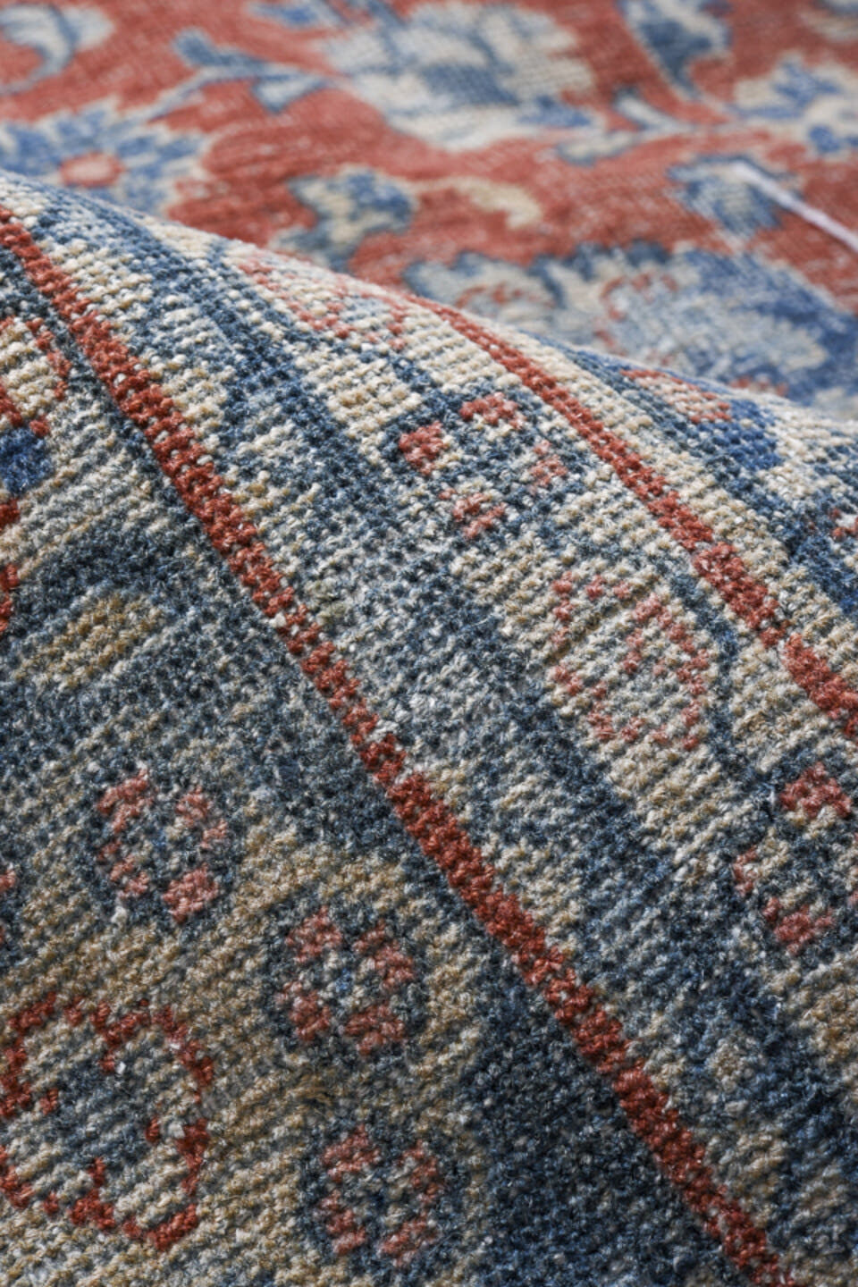 6' x 9' one-of-a-kind handmade antique Mahal medium size rug. Color palette: terra cotta, ivory, slate, dusty blue, navy