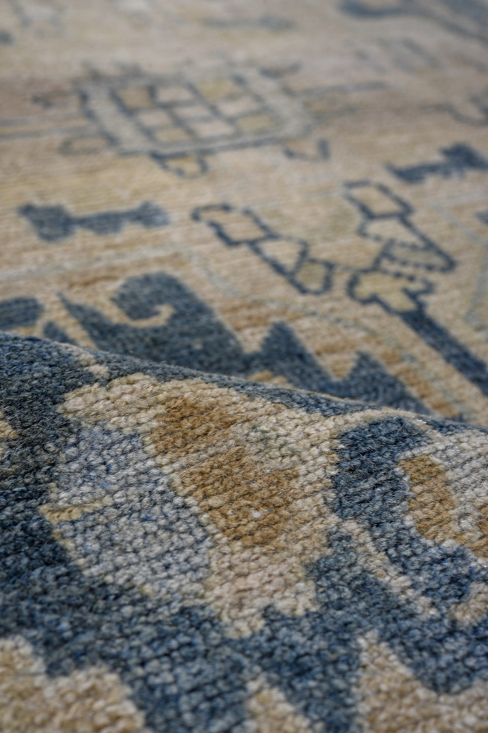 4' x 6' one-of-a-kind handmade vintage Hamadan small size rug. Color palette: arapawa, black, blue, charcoal, dark gray