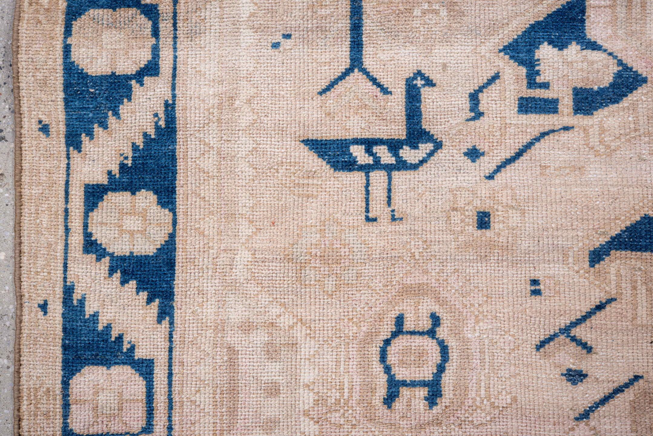 4' x 6' one-of-a-kind handmade vintage Hamadan small size rug. Color palette: ivory, beige, cobalt, taupe, blue, gray