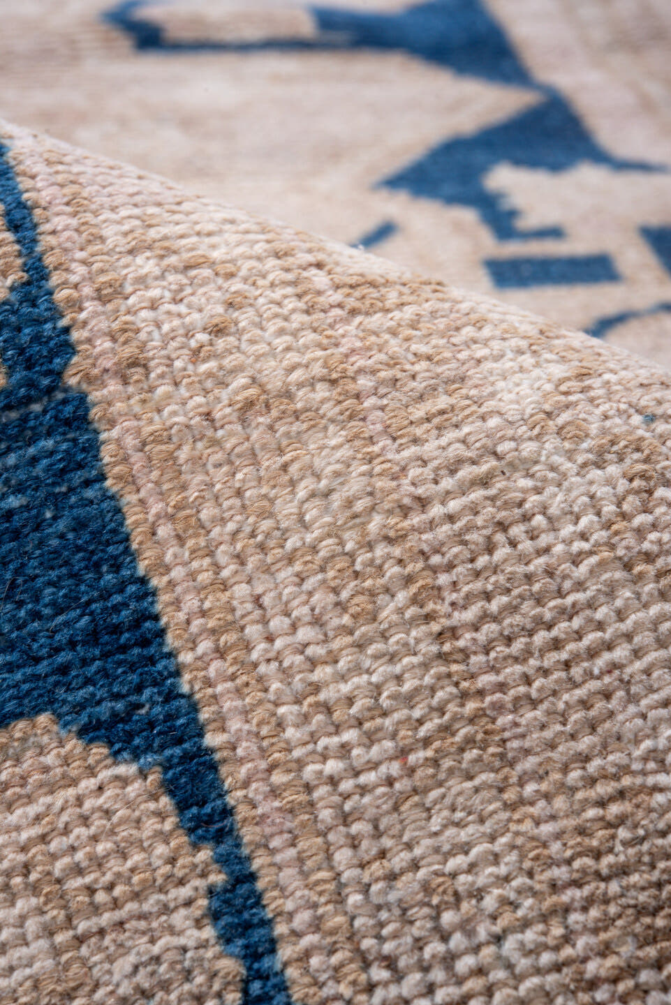 4' x 6' one-of-a-kind handmade vintage Hamadan small size rug. Color palette: ivory, beige, cobalt, taupe, blue, gray