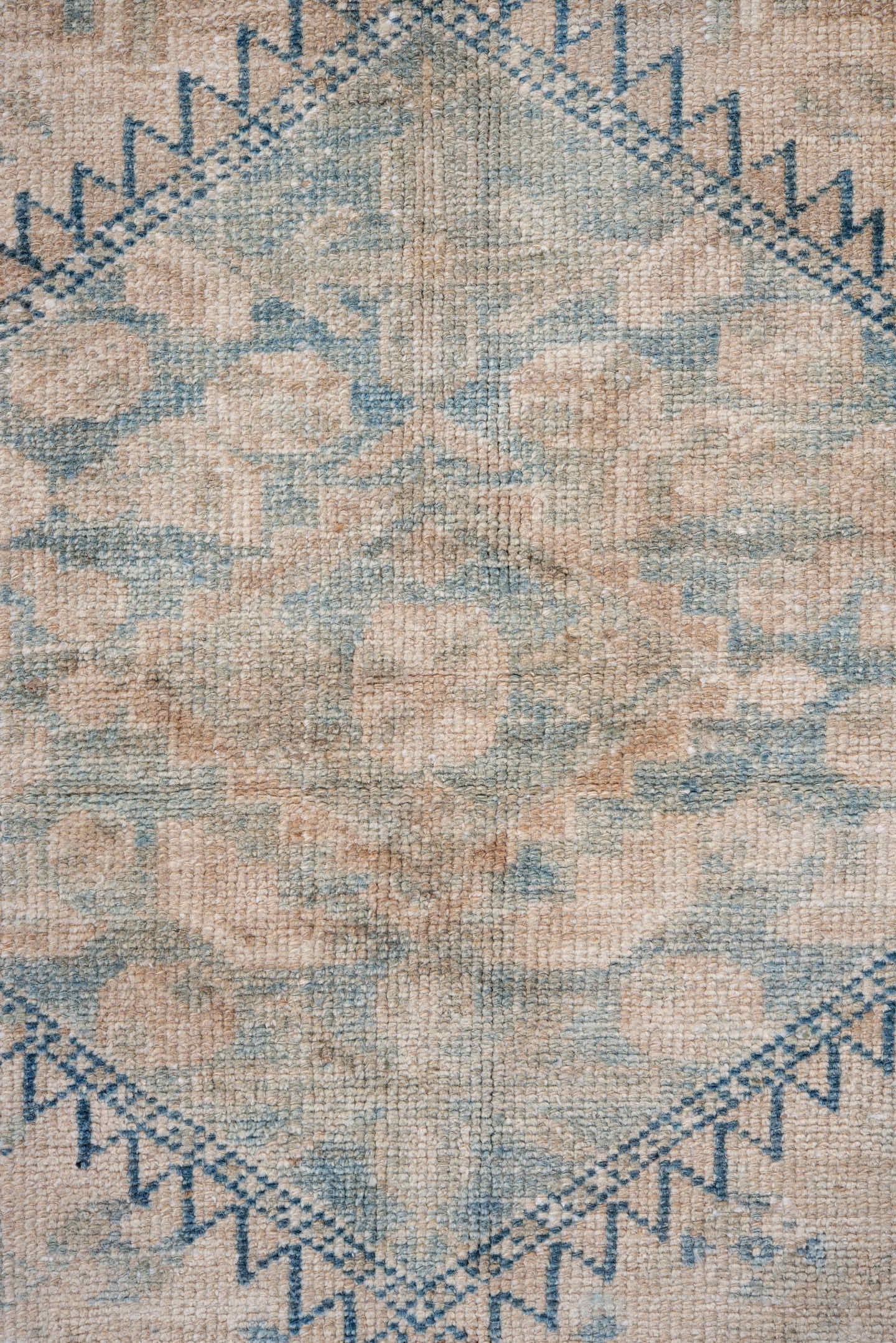 4' x 6' one-of-a-kind handmade vintage Hamadan small size rug. Color palette: ivory, blue, beige, camel, taupe, gray