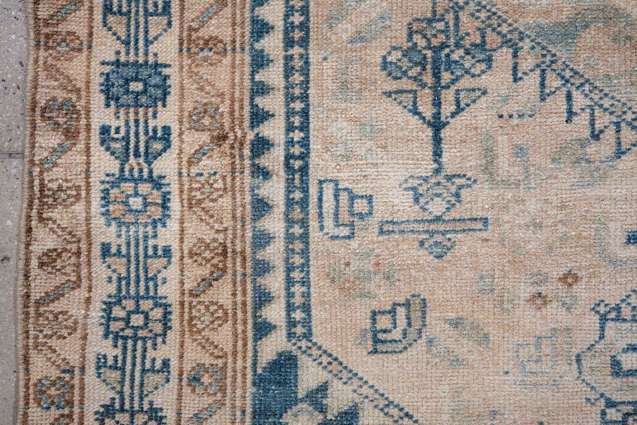 4' x 6' one-of-a-kind handmade vintage Hamadan small size rug. Color palette: ivory, blue, beige, camel, taupe, gray