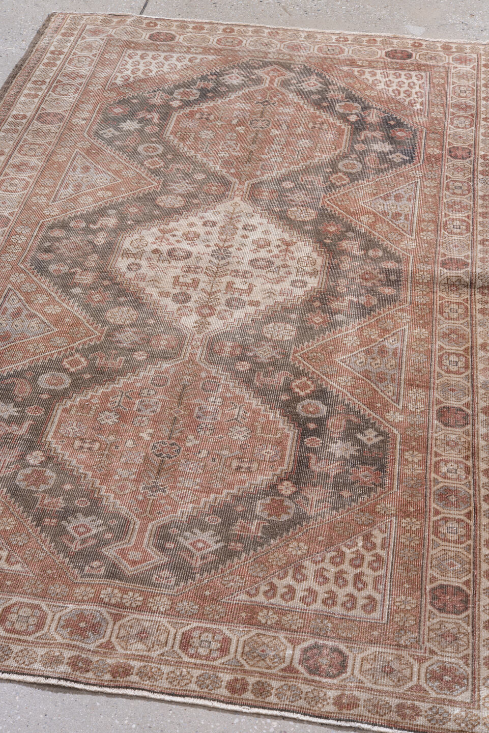 3' x 5' one-of-a-kind handmade vintage Sivas small size rug. Color palette: black, brown, gray, lavender blush, light gray