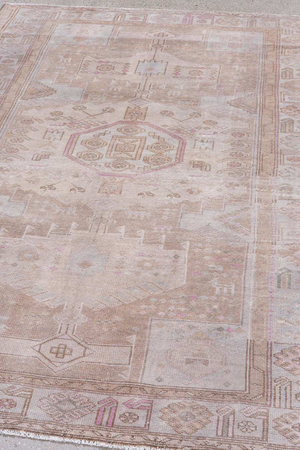 4' x 6' one-of-a-kind handmade vintage Malayer small size rug. Color palette: ivory, blush, taupe, camel, rose, beige, pink