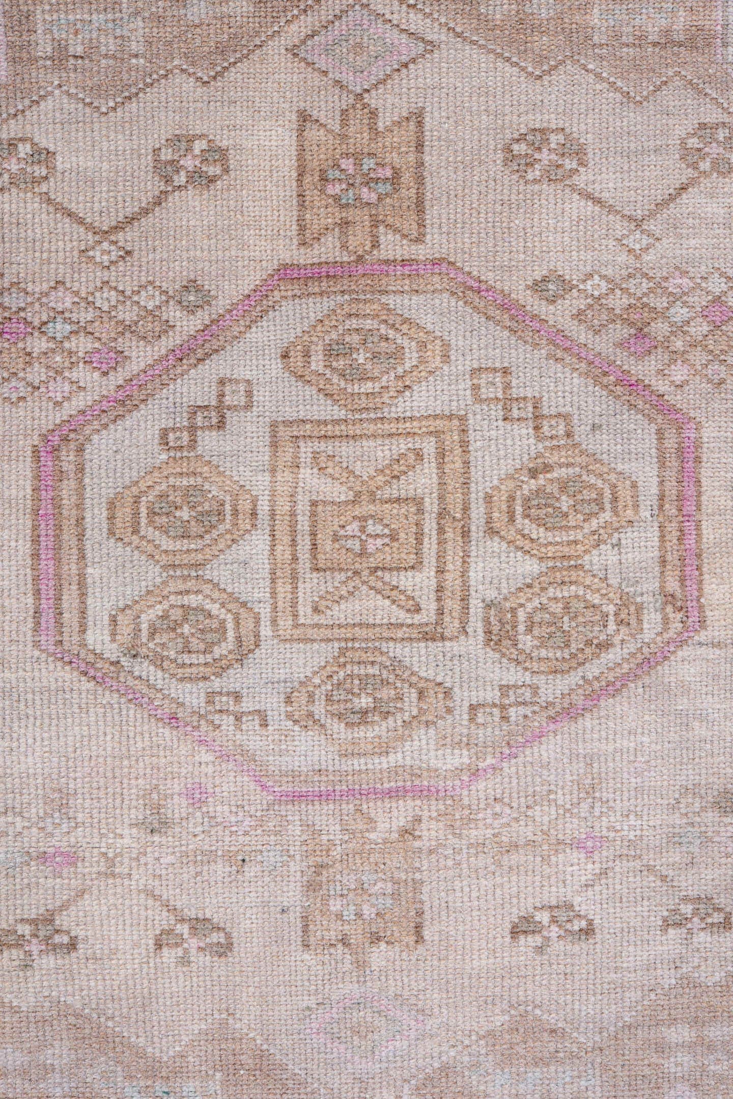 4' x 6' one-of-a-kind handmade vintage Malayer small size rug. Color palette: ivory, blush, taupe, camel, rose, beige, pink