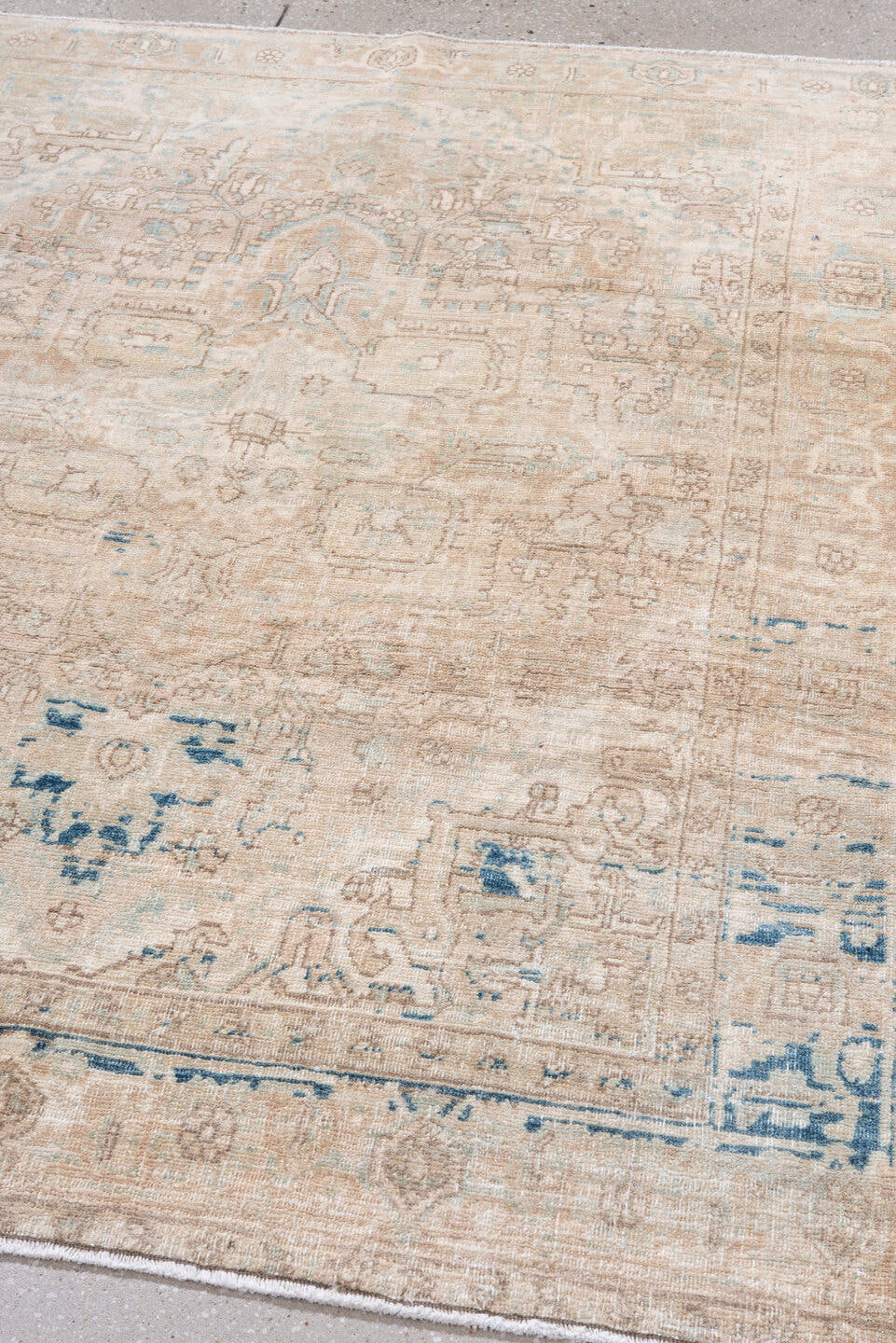 4' x 6' one-of-a-kind handmade antique Sarouk small size rug. Color palette: ivory, beige, tan, sky blue, taupe, camel