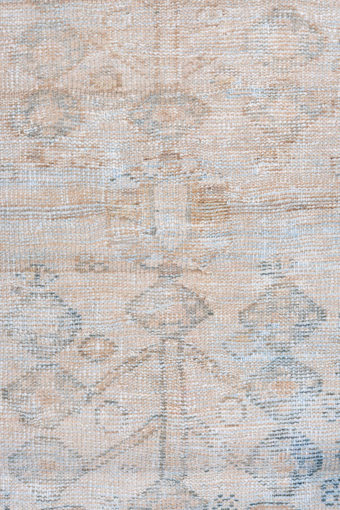 4' x 6' one-of-a-kind handmade vintage Mahal small size rug. Color palette: ivory, pale blue, beige, taupe, cream