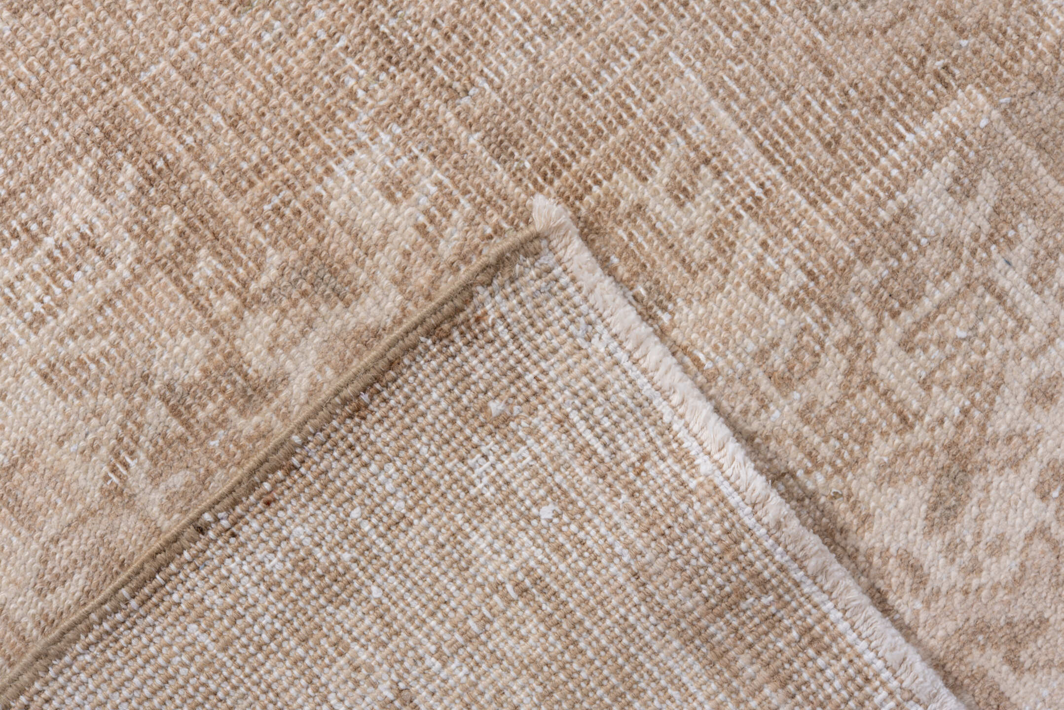 6' x 9' one-of-a-kind handmade vintage Heriz medium size rug. Color palette: brown, floral white, gray, light gray, linen