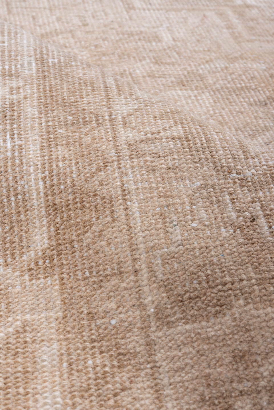 6' x 9' one-of-a-kind handmade vintage Heriz medium size rug. Color palette: brown, floral white, gray, light gray, linen