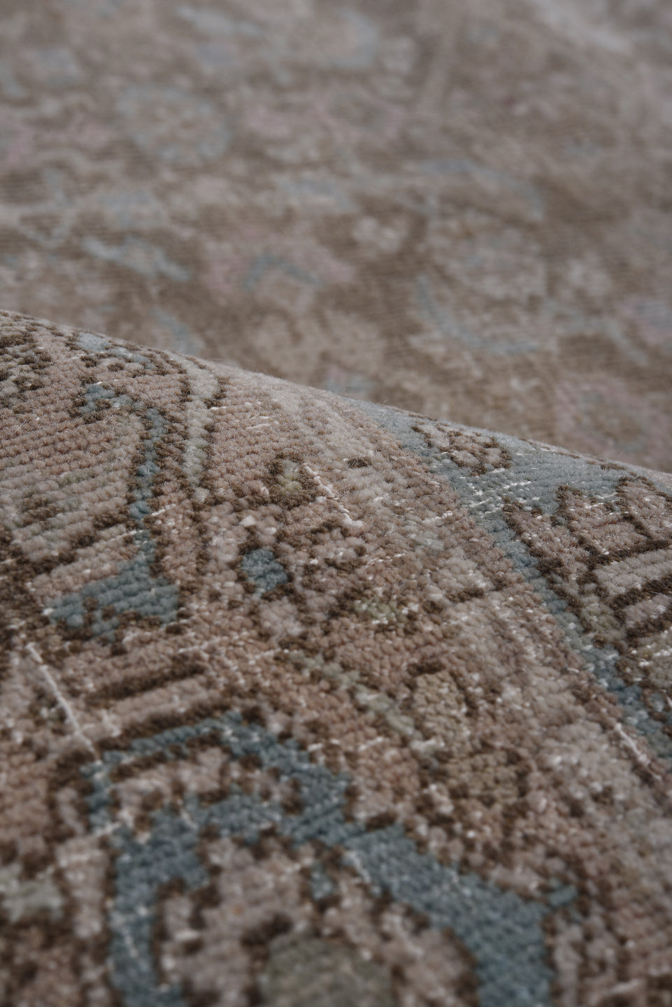 8' x 11' one-of-a-kind handmade antique Bidjar large size rug. Color palette: taupe, brown, dusty rose, pale blue, ivory