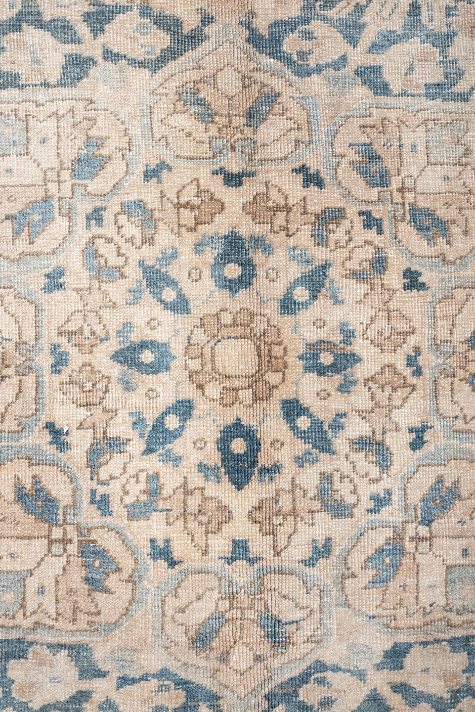 9' x 13' one-of-a-kind handmade vintage Heriz large size rug. Color palette: ivory, soft blue, slate, taupe, beige