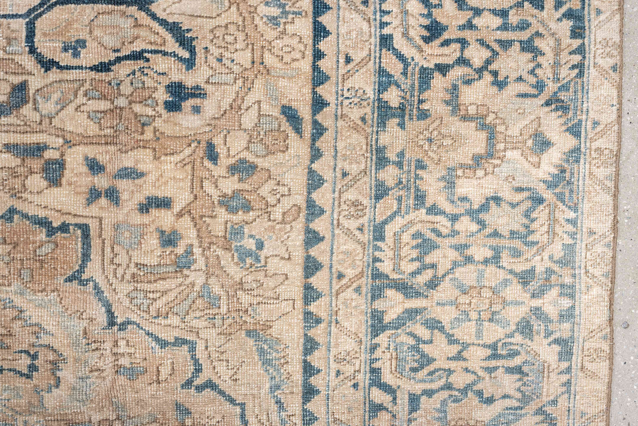 9' x 13' one-of-a-kind handmade vintage Heriz large size rug. Color palette: ivory, soft blue, slate, taupe, beige