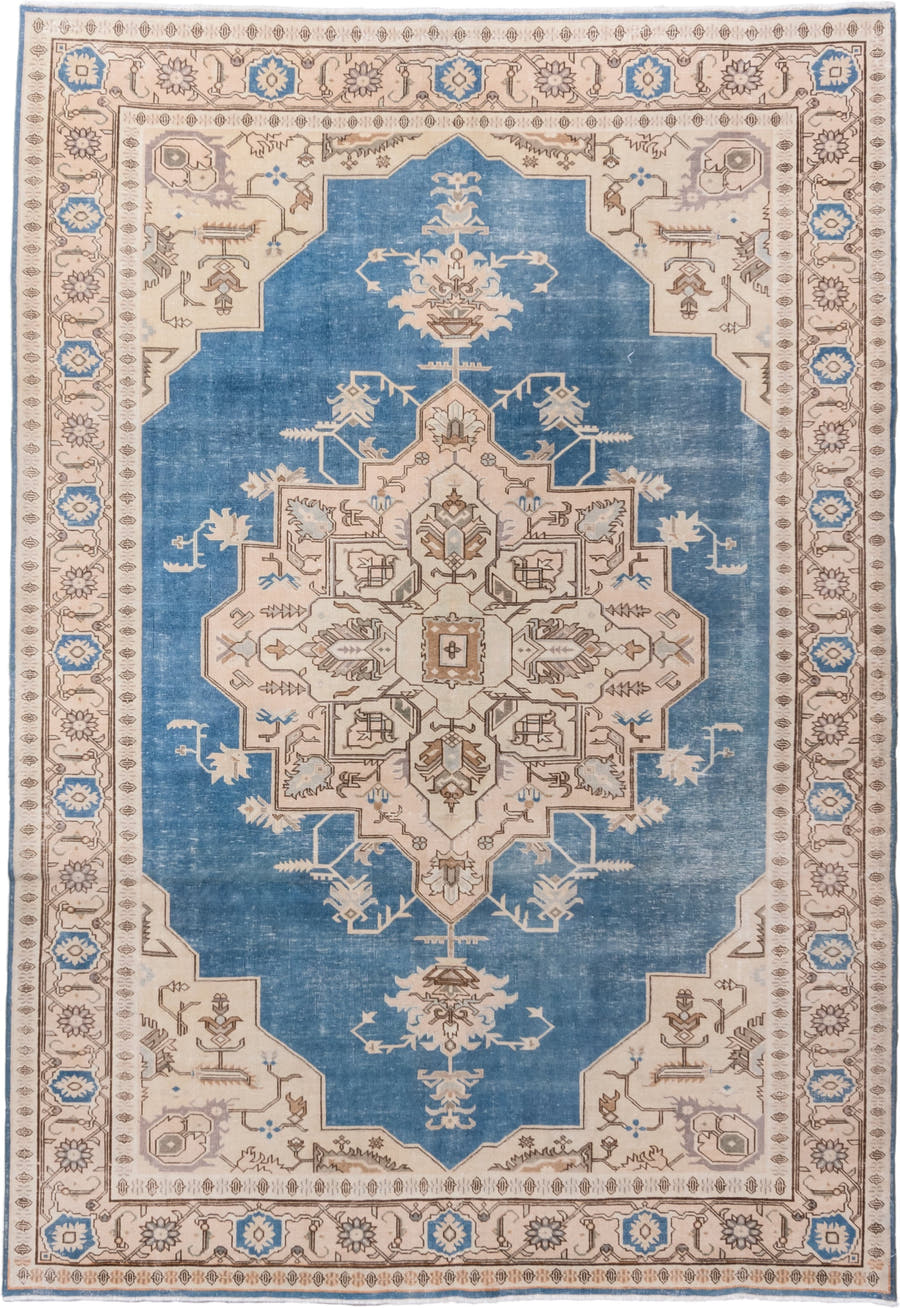 6' x 9' one-of-a-kind handmade vintage Sivas medium size rug. Color palette: sky blue, ivory, taupe, beige, camel, slate