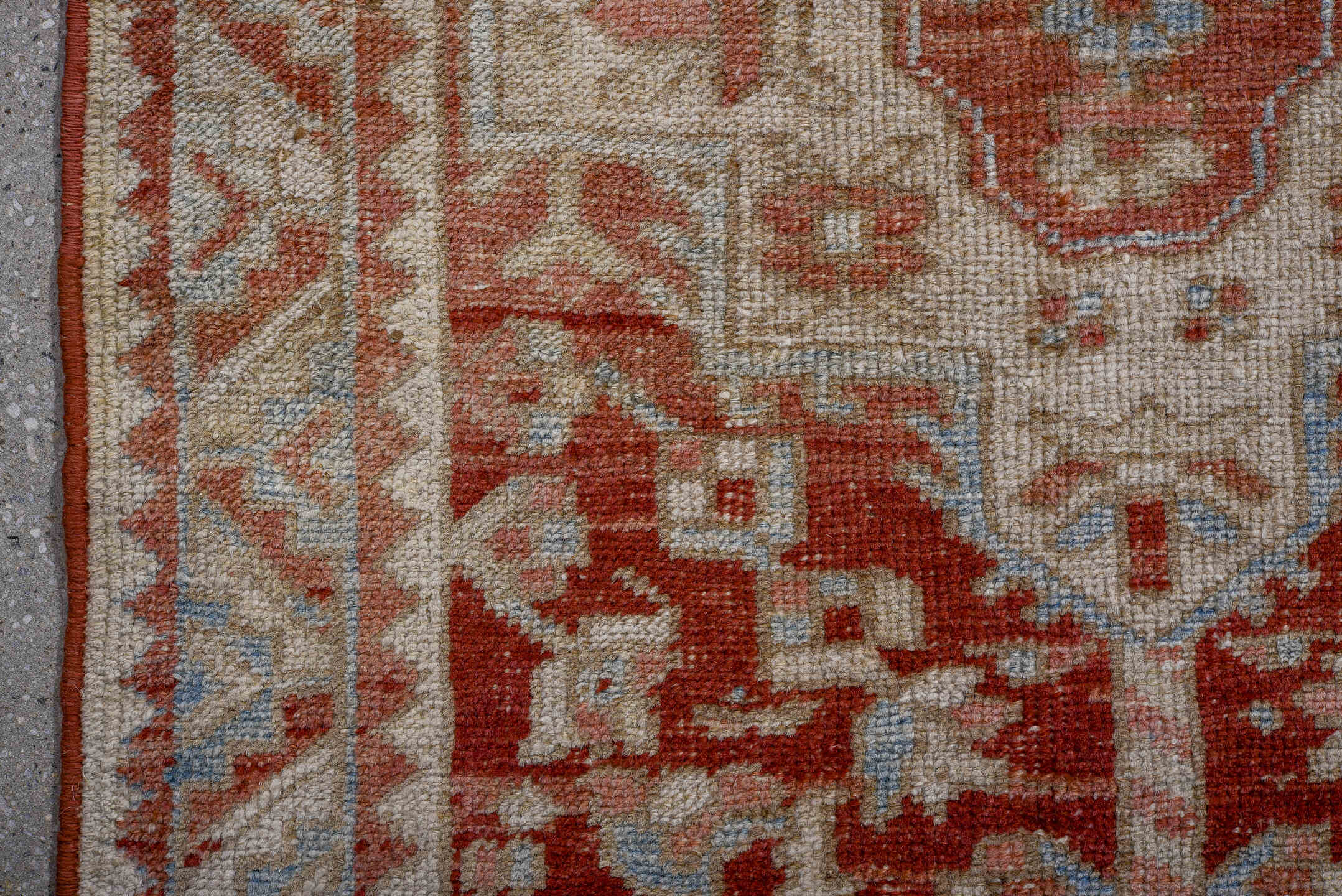 2' x 3' one-of-a-kind handmade vintage Heriz small size rug. Color palette: black, blue, brown, gainsboro, gray, light gray