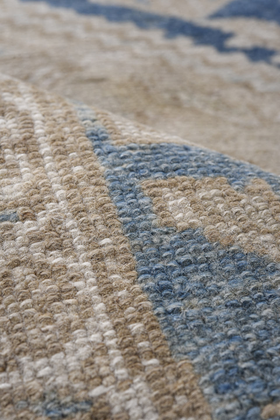 4' x 6' one-of-a-kind handmade antique Malayer small size rug. Color palette: ivory, pale blue, beige, taupe, slate