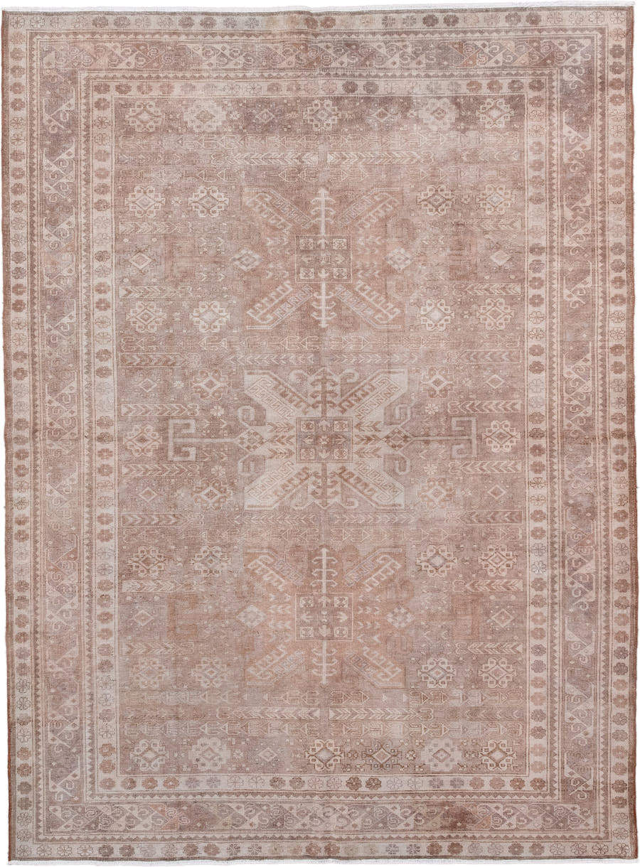 5' x 7' one-of-a-kind handmade antique Sivas rug. Color palette: blush, taupe, ivory, rose, beige, pink, gray, red
