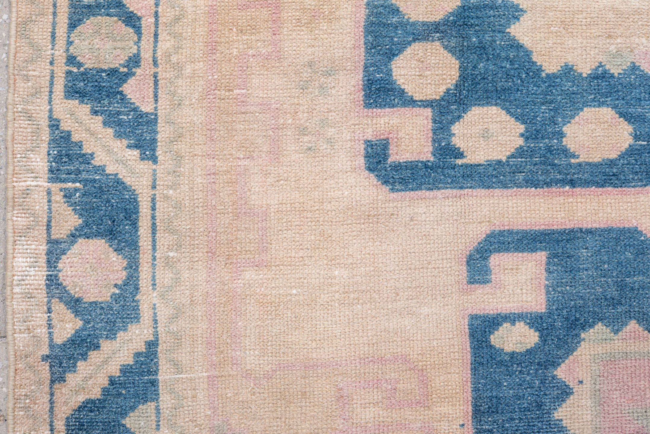 4' x 5' one-of-a-kind handmade vintage Hamadan small size rug. Color palette: ivory, blue, blush, cream, taupe, pink, beige