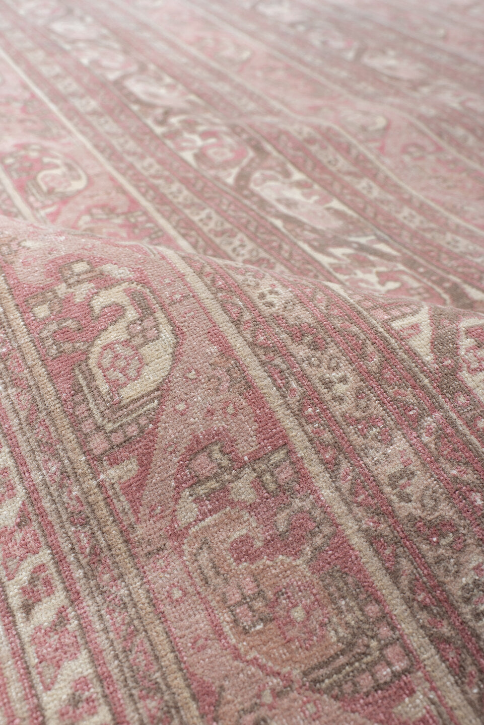 6' x 10' one-of-a-kind handmade vintage Sivas large size rug. Color palette: pink, off-white, gray, light gray, misty rose