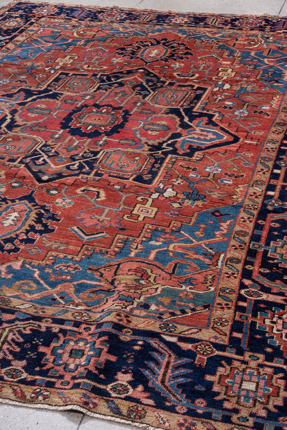 8' x 10' one-of-a-kind handmade vintage Heriz large size rug. Color palette: blue, brown, fiord, gray, light gray, off-white