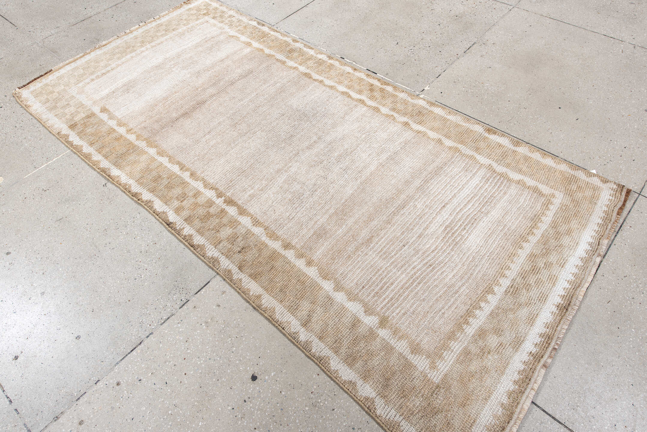 4' x 8' one-of-a-kind handmade vintage Gabbe runner rug. Color palette: brown, gainsboro, gray, light gray, off-white, pink