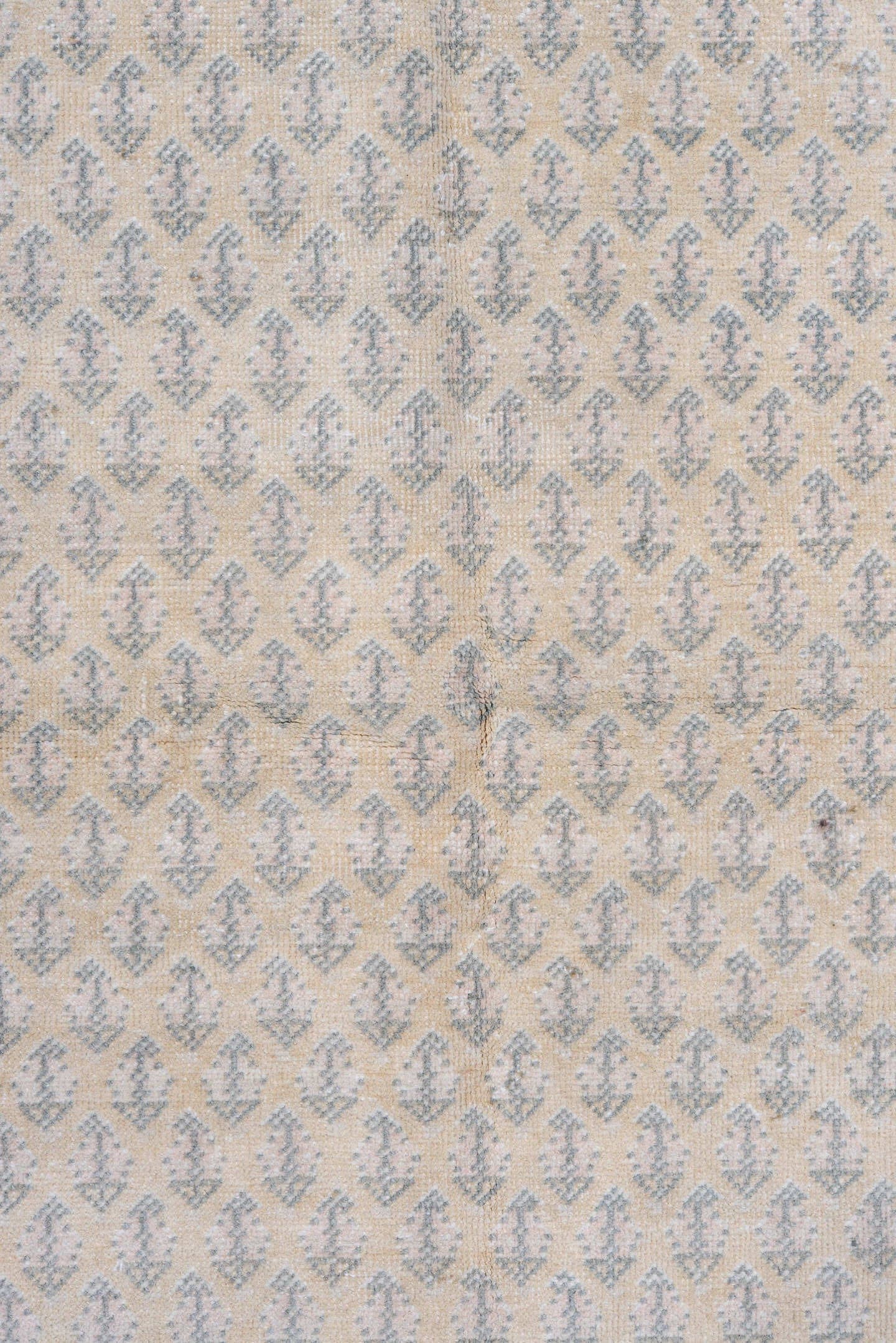 5' x 7' one-of-a-kind handmade antique Saraband rug. Color palette: ivory, pale blue, beige, taupe, cream, slate, light blue