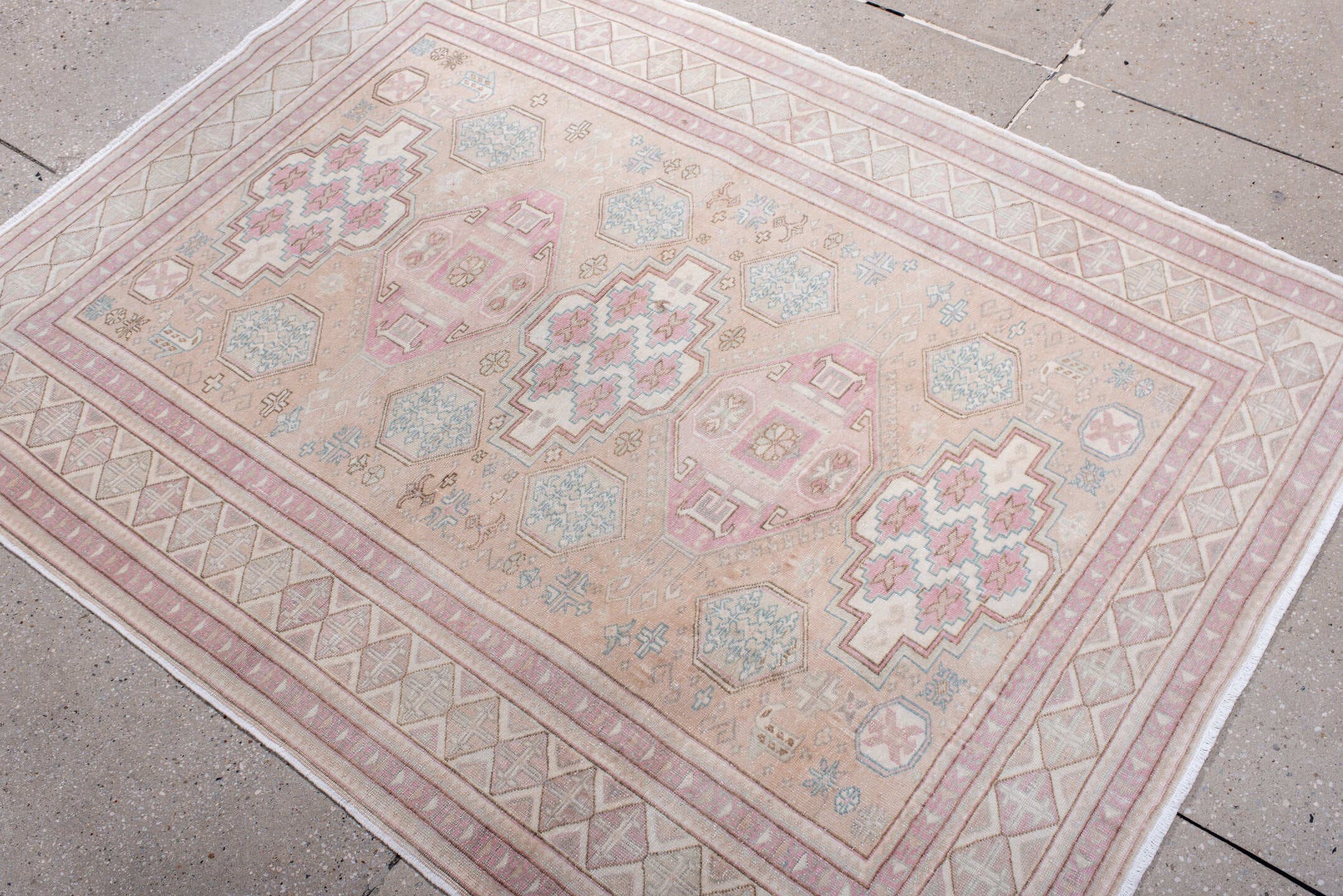 4' x 5' one-of-a-kind handmade antique Sivas small size rug. Color palette: blush, ivory, pale blue, taupe, cream, rose