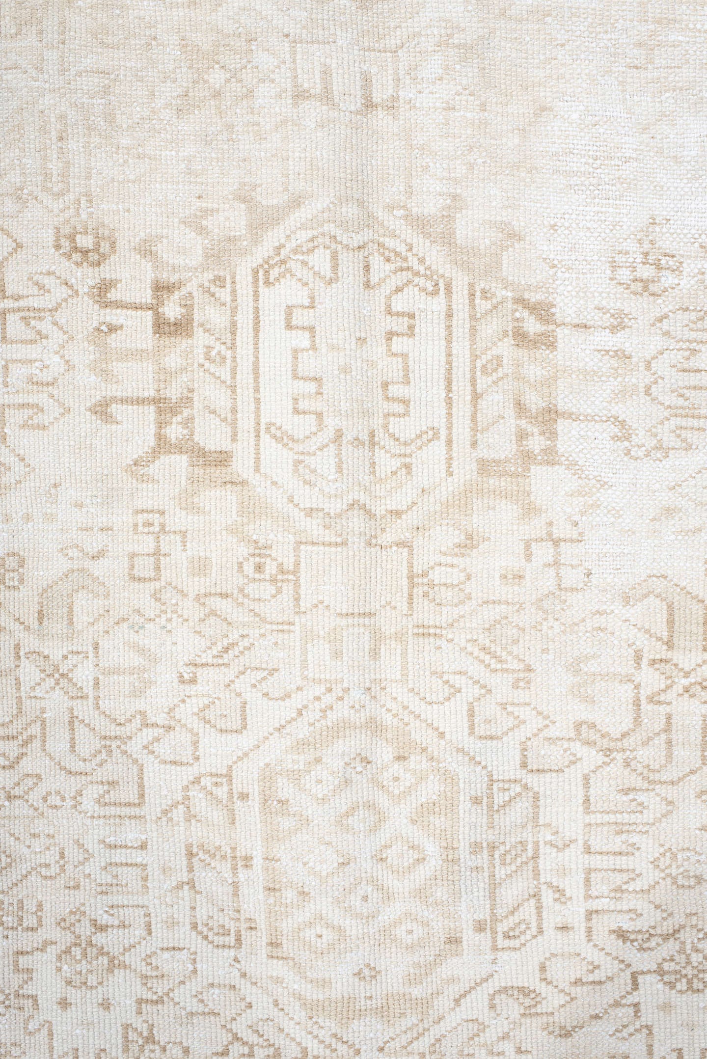 7' x 10' one-of-a-kind handmade antique Heriz large size rug. Color palette: ivory, cream, beige, sand, pale blue, taupe