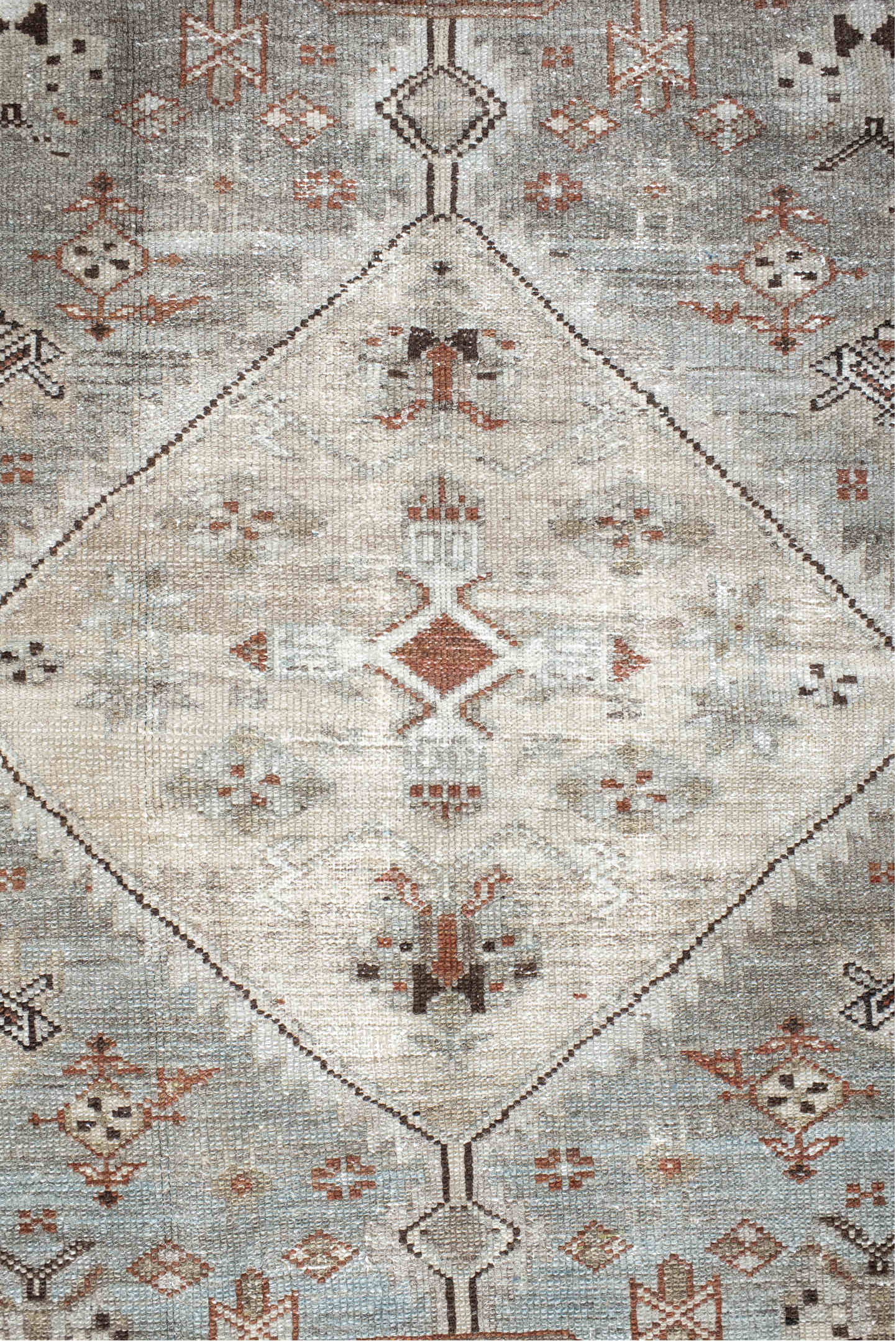 4' x 6' one-of-a-kind handmade vintage Malayer small size rug. Color palette: black, brown, dark gray, gainsboro, gray