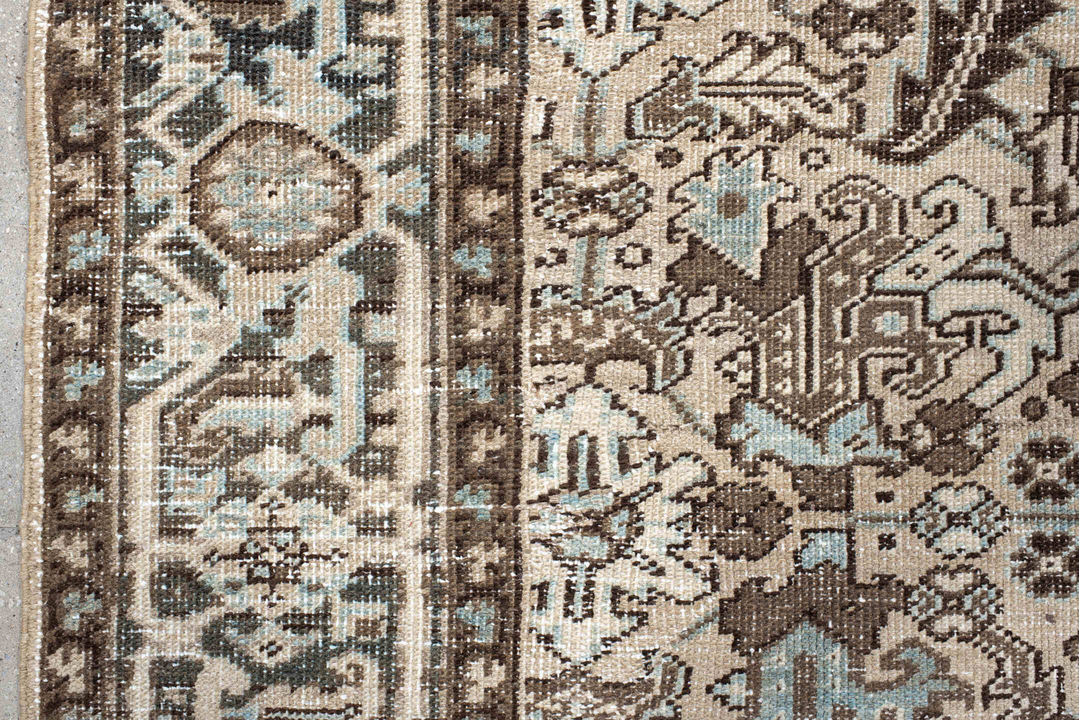 6' x 7' one-of-a-kind handmade vintage Heriz rug. Color palette: antiquewhite, black, brown, dim gray, gray, linen