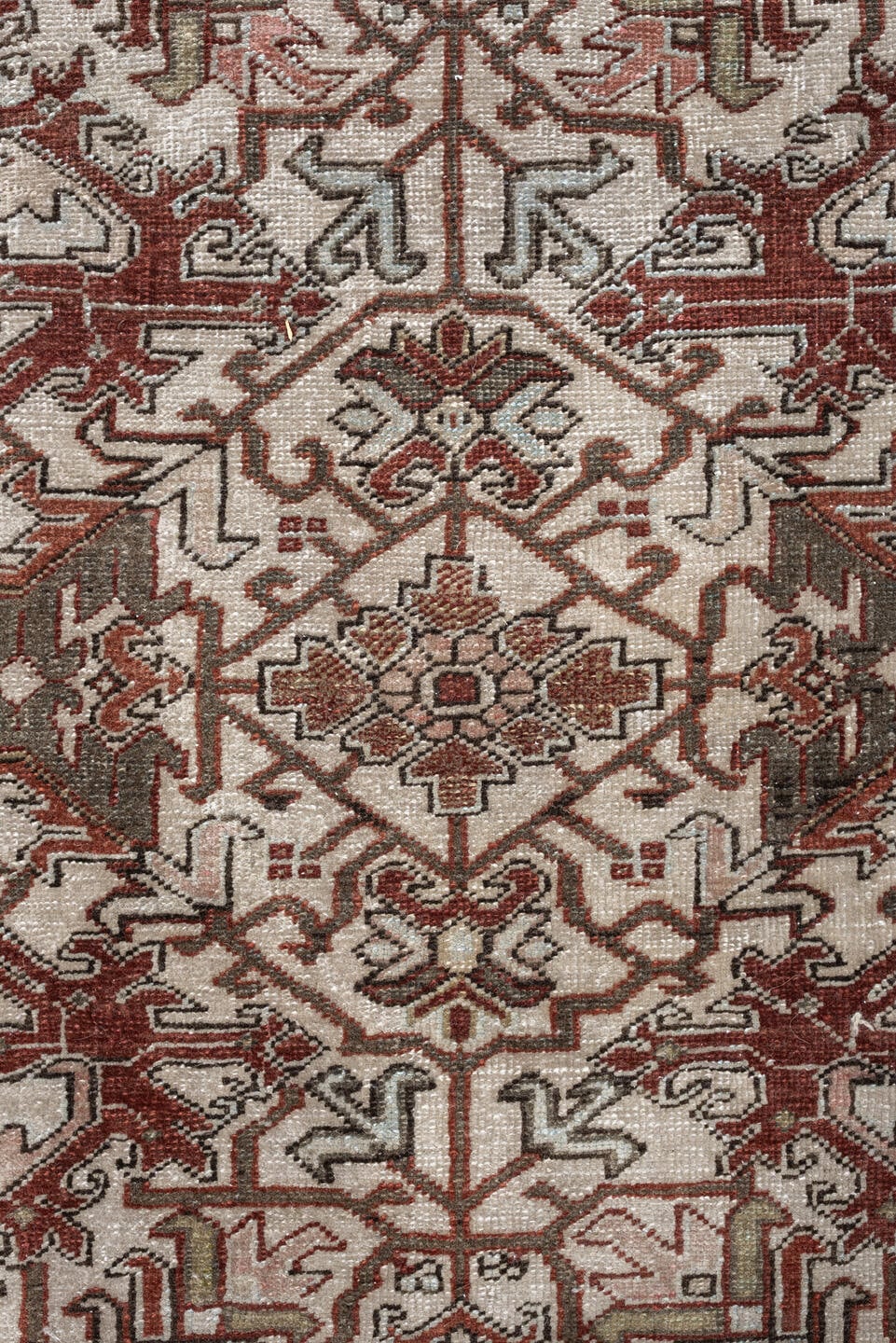 8' x 10' one-of-a-kind handmade vintage Heriz large size rug. Color palette: ivory, taupe, rust, charcoal, terra cotta