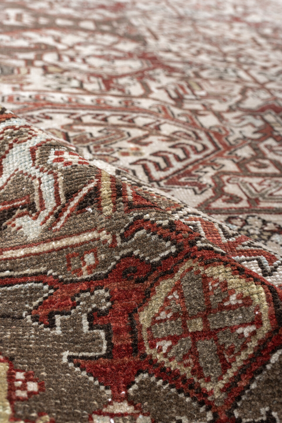 8' x 10' one-of-a-kind handmade vintage Heriz large size rug. Color palette: ivory, taupe, rust, charcoal, terra cotta