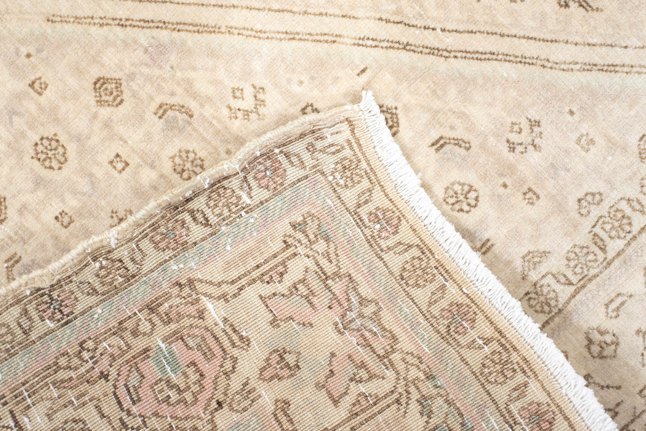 3' x 5' one-of-a-kind handmade antique Bidjar small size rug. Color palette: ivory, cream, beige, taupe, camel, gray