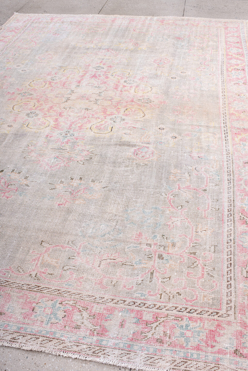 8' x 11' one-of-a-kind handmade vintage Sparta large size rug. Color palette: blush, light gray, ivory, pale pink