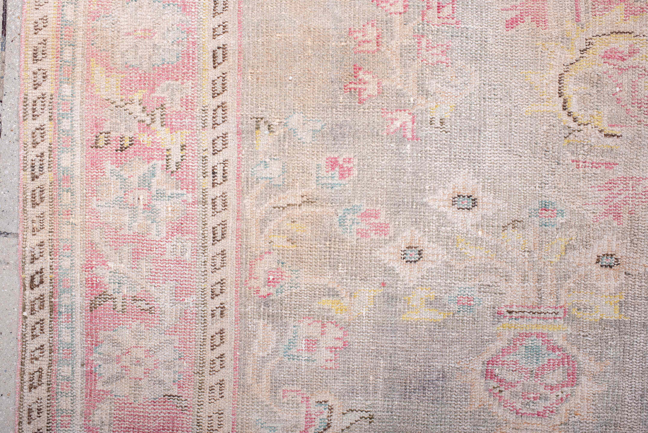 8' x 11' one-of-a-kind handmade vintage Sparta large size rug. Color palette: blush, light gray, ivory, pale pink
