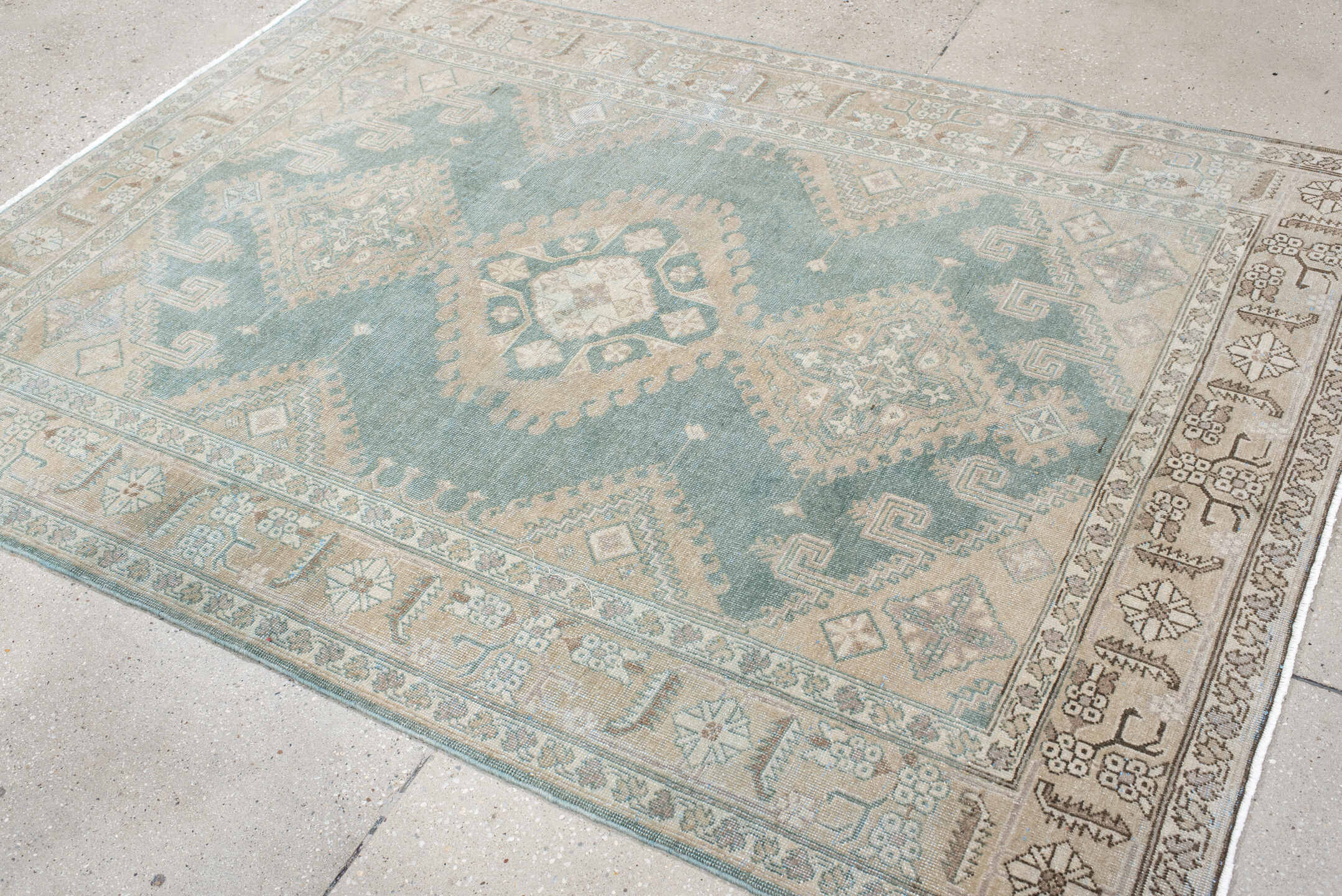 4' x 6' one-of-a-kind handmade antique Sparta small size rug. Color palette: pale blue, ivory, beige, taupe, light gray
