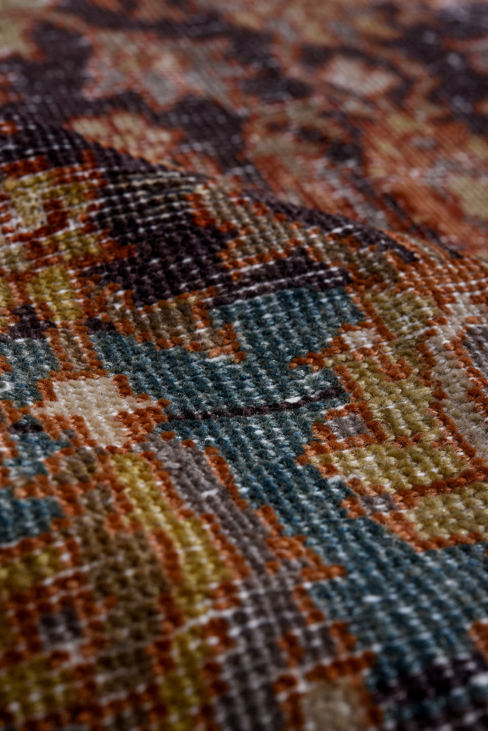 8' x 10' one-of-a-kind handmade antique Mahal large size rug. Color palette: rust, charcoal, ivory, taupe, gold, teal