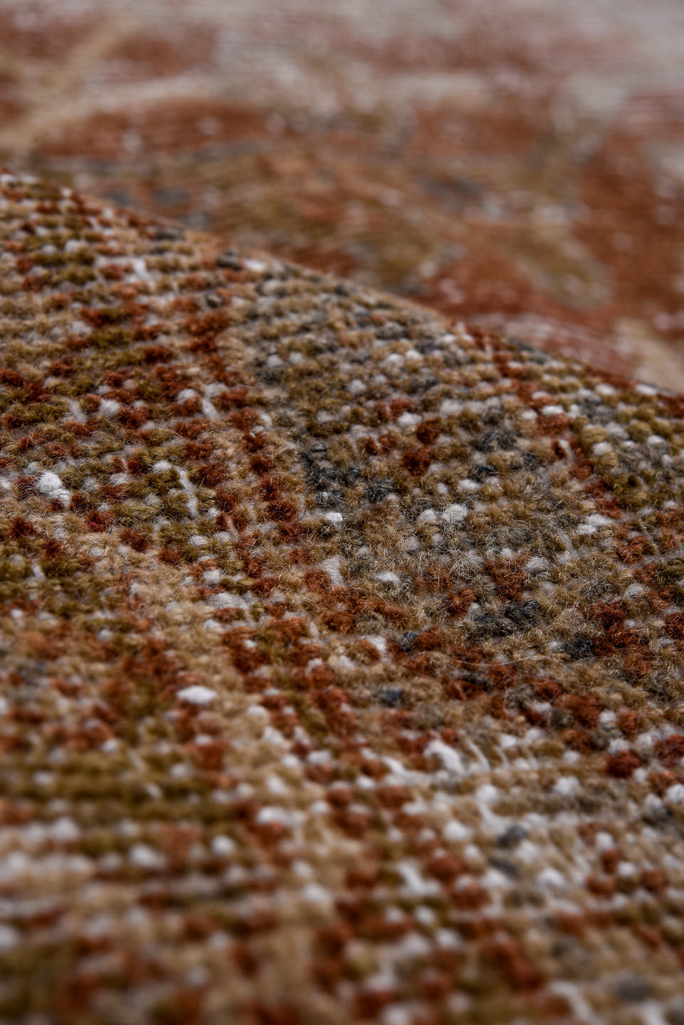 9' x 12' one-of-a-kind handmade antique Mahal large size rug. Color palette: ivory, rust, taupe, camel, terra cotta, beige